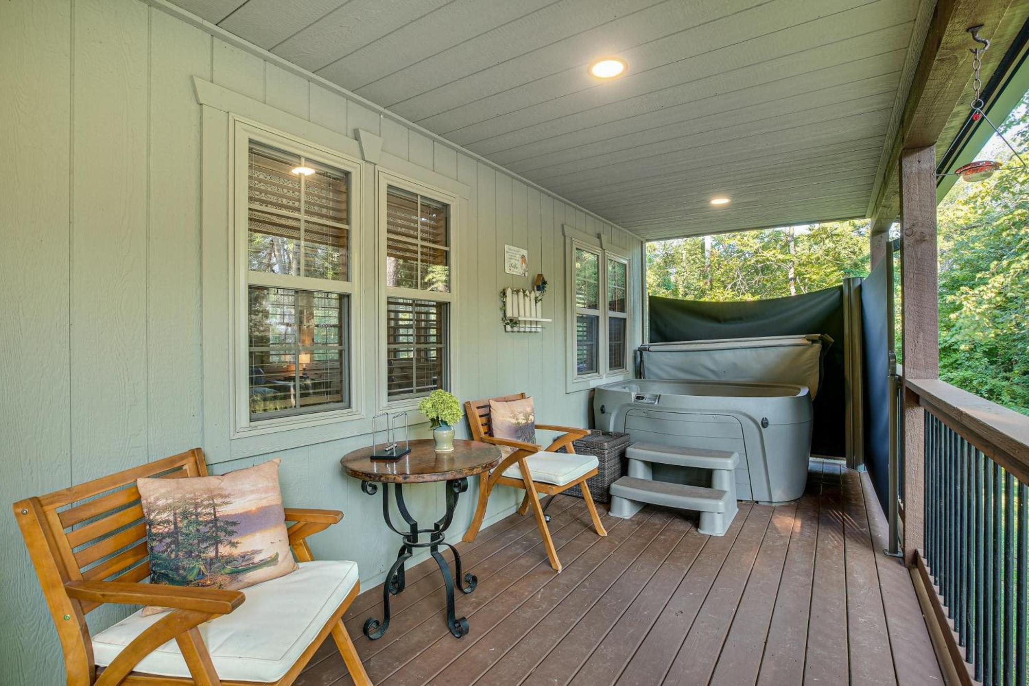 Idyllic Cabin In The Heart Of Hocking Hills Rockbridge Εξωτερικό φωτογραφία